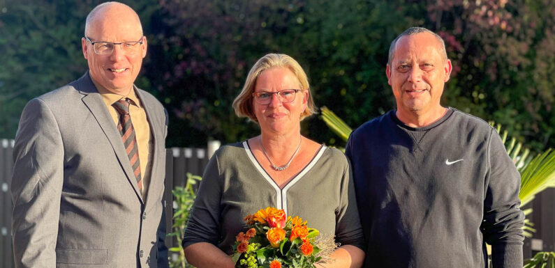 „Sparen und Gewinnen“-Lotterie: Sparkassen-Kunden aus Warber gewinnen 5.000 Euro