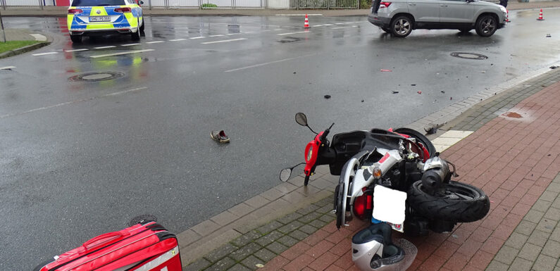 Unfall zwischen PKW und Motorroller