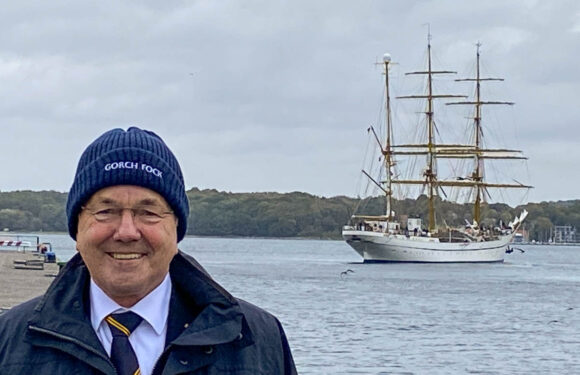 Schaumburger Honig auf Segelschulschiff Gorch Fock
