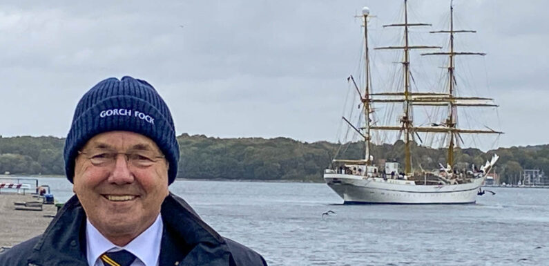 Schaumburger Honig auf Segelschulschiff Gorch Fock