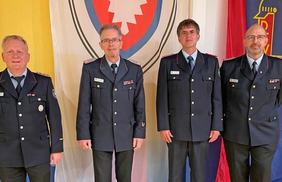 Kreisbrandmeister Klaus-Peter Grote mit 97,9 Prozent der Stimmen wiedergewählt