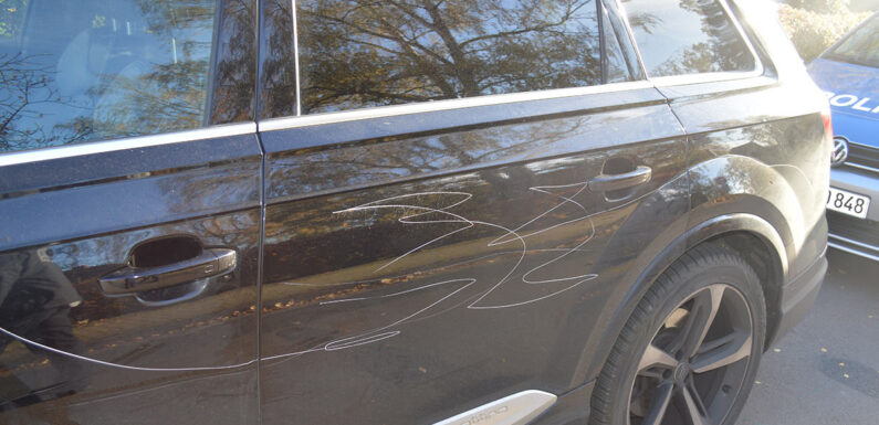 Bückeburg: Audi-SUV massiv zerkratzt
