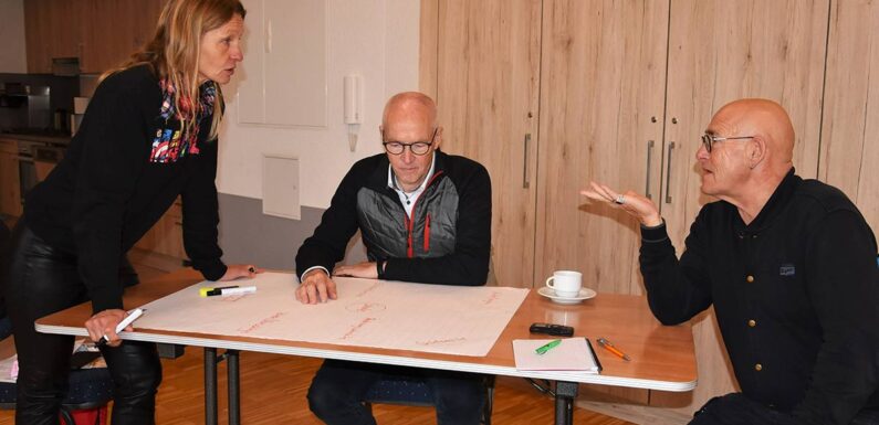 Arbeitstreffen der neuen SPD-Kreistagsfraktion: Außerschulische Jugendbildung bei VHS / Lüftungskonzepte in der Diskussion