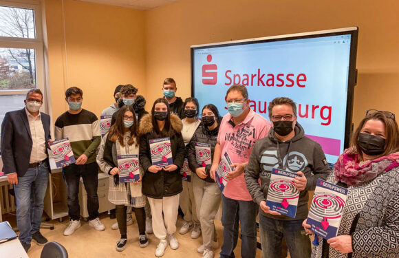 Jetzt mit Sparkassen-Förderung auch in Schaumburg: „Berufsweg“ – die App-Kürzung ins Erwerbsleben