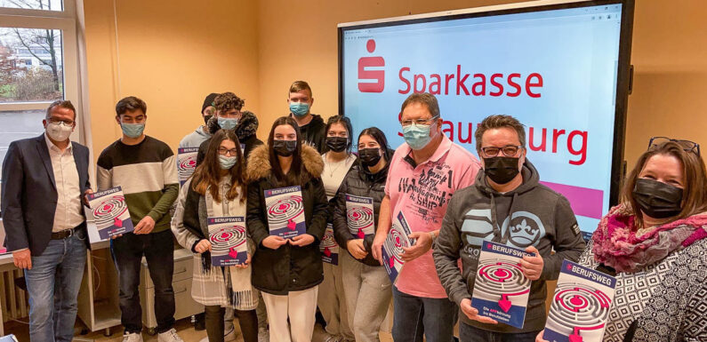 Jetzt mit Sparkassen-Förderung auch in Schaumburg: „Berufsweg“ – die App-Kürzung ins Erwerbsleben