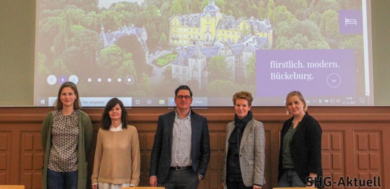 Auf 1800 Seiten modern und selbsterklärend: Neue Homepage der Stadt Bückeburg vorgestellt