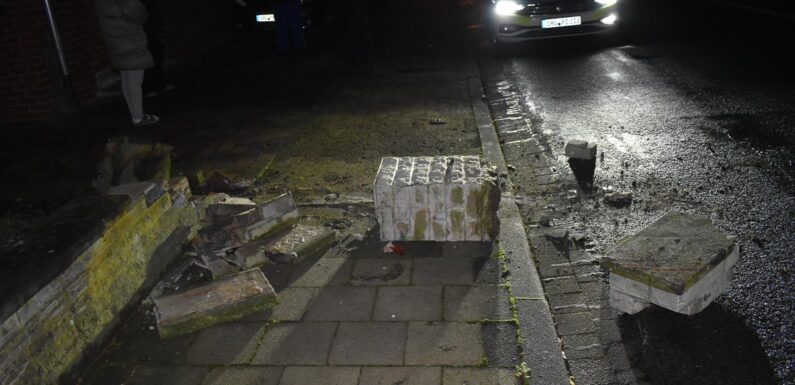 Stadthagen: Grundstücksmauer beschädigt und geflüchtet