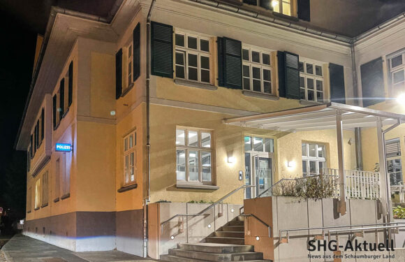 Autoscheibe auf dem Schlossbach-Parkplatz in Bückeburg eingeschlagen