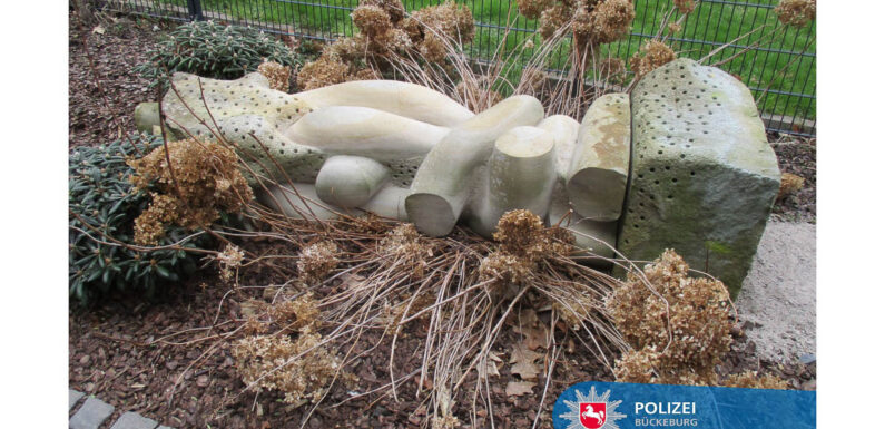 Beschädigte Stromkästen, herausgerissene Verkehrsschilder: Vandalen richten Schäden in Obernkirchen an