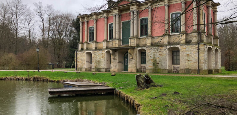 Neue Perspektiven für Schloss Baum: Mietvertrag zur Rettung von Jagdschloss und Freizeitstätte im Schaumburger Wald