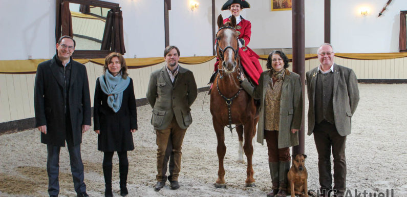 „Schönstes Reithaus in Deutschland“: Volksbank unterstützt Hofreitschule bei Sanierung