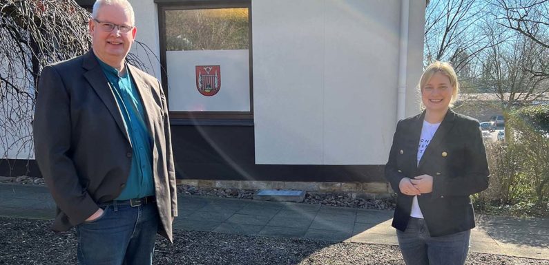 Dialog mit Bürgermeister Hartmut Krause: Marja-Liisa Völlers zu Besuch in Bad Eilsen