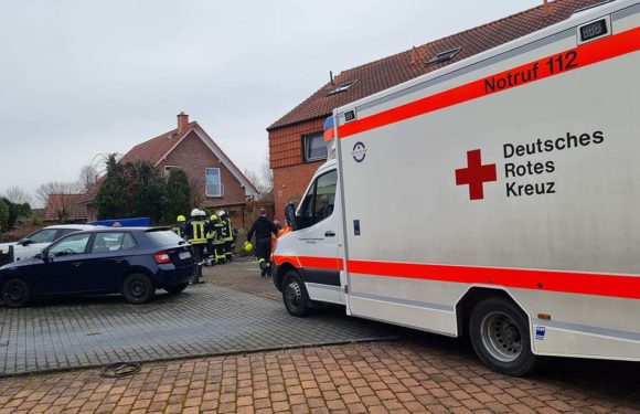 Feuerwehr befreit eingeklemmten Verletzten in Hagenburg