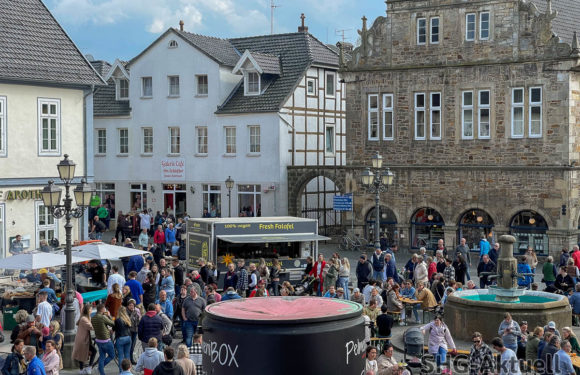 „Streetfood trifft Shopping“ in der Bückeburger Fußgängerzone