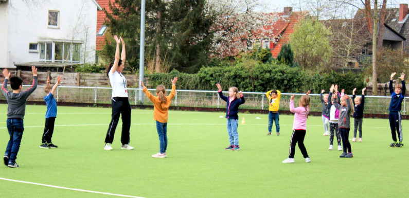 Bückeburger Hockey Club: Viele Kinder auf dem Platz und noch mehr Spaß