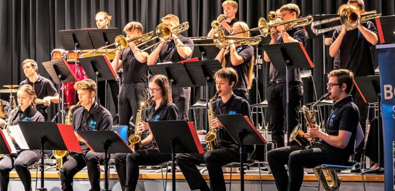 Phillip Dornbusch und das Quintett “Projektor” geben Workshop mit Konzert im Ratsgymnasium