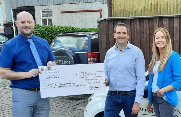 Glücksrad bringt 400 Euro an Spenden fürs DRK