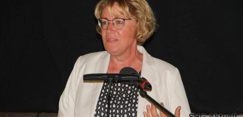 „Probleme und Fragen müssen vor der Ernte vom Tisch“: Ministerin Otte-Kinast zu Gast beim Raiffeisen Landbund