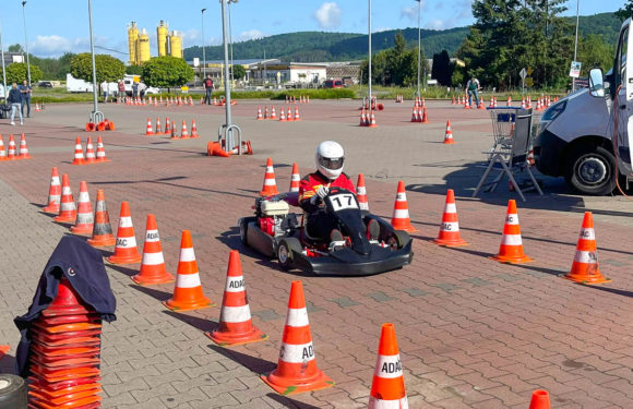 Besondere Erfolge für „Alt“ und „Jung“: Bodenwerder Kartslalom erweitert wieder den Pokalbesitz der Fahrer