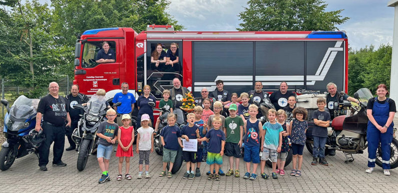 Tombolaerlös der Motorradfreunde „Vier Winde“ geht an „Kleine Feuerlöscher“
