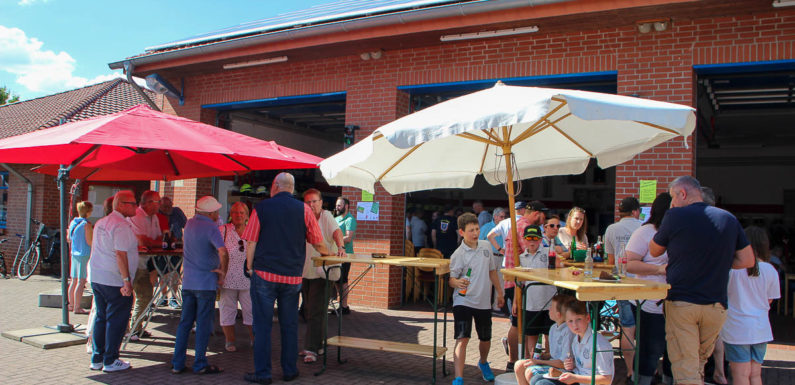 Gelungenes Sommerfest zum 100-jährigen Jubiläum: Feuerwehr Meinsen-Warber feiert mit hunderten Anwohnern