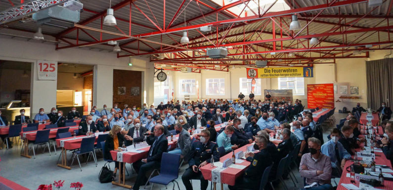Kreisfeuerwehrverband zieht Bilanz / Zahlreiche Ehrungen und Beförderungen