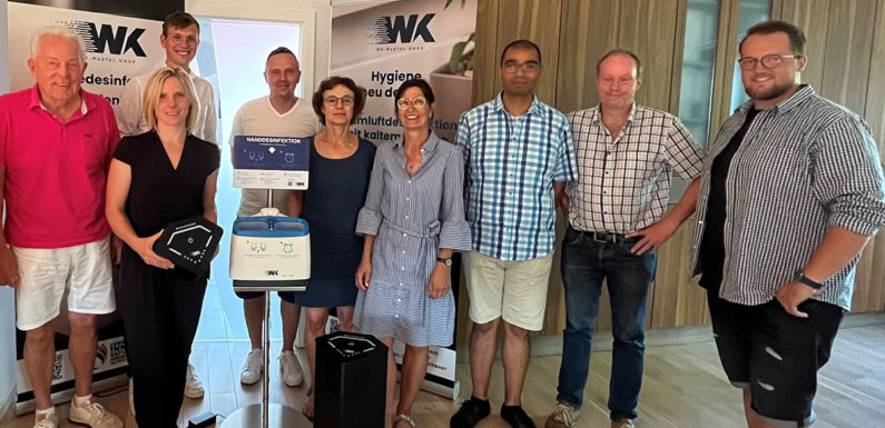Bückeburg: „JAMAIKAplus“-Gruppe zu Besuch bei StartUp „WK-MedTech“