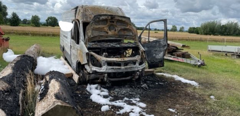 Transporter ausgebrannt