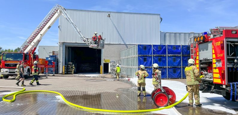 Feuerwehr-Großeinsatz bei Faurecia in Stadthagen