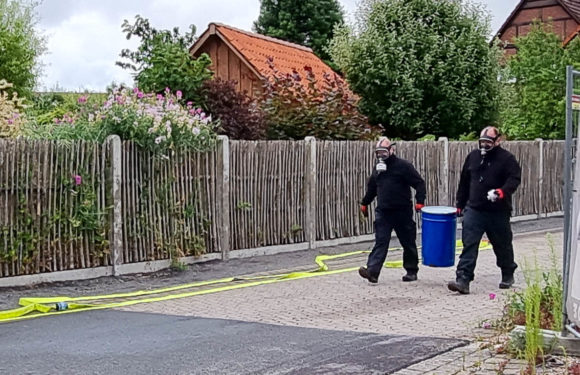 Haste: Phosphor-Brandbombe sorgt für Großeinsatz von Feuerwehr, Polizei, THW und Rettungsdienst