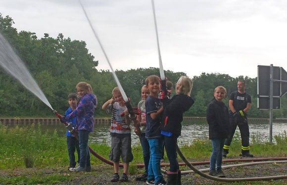 Mitmach-Tag für Kinder in der Feuerwehr Röcke