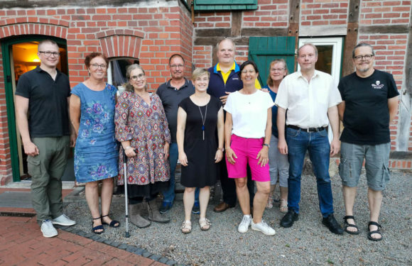 Abendbrot und Visionen: CDU Bückeburg besucht „Lebensgemeinschaft Peetzen 10“