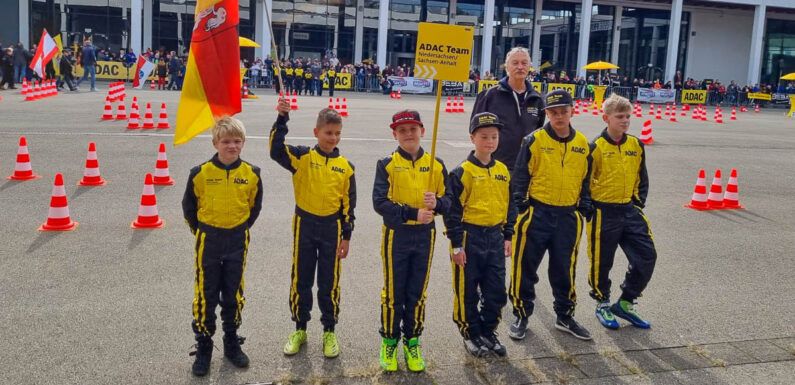 Wespenstich, Regenwetter und volle Konzentration: Zwei SMC-Fahrer beim Bundes-Endlauf des ADAC Kartslaloms