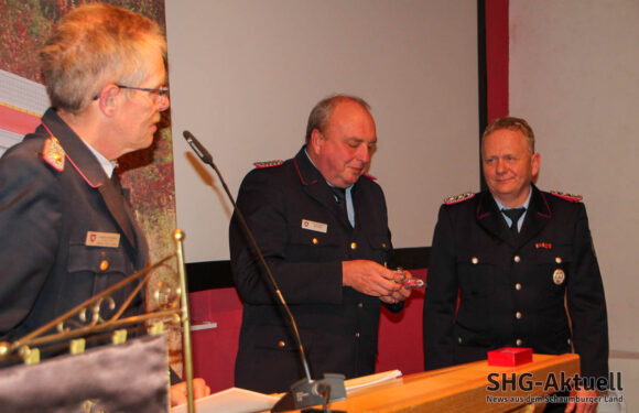 Freiwillige Feuerwehr Meinsen-Warber-Achum feiert 100-jähriges Bestehen mit großem Kommers