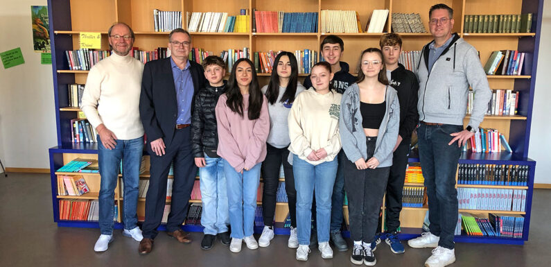 Volksbank in Schaumburg und Nienburg unterstützt bei Bewerbungstraining an Oberschule Lindhorst