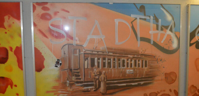 Bückeburg: Bilder am Bahnhof beschmiert