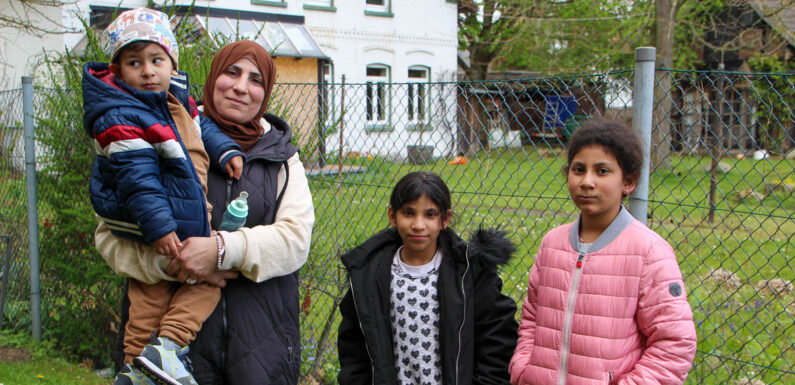 Familie von Obdachlosigkeit bedroht: Neunköpfige Familie hat an Ostern bei Wohnungsbrand in Bückeburg alles verloren