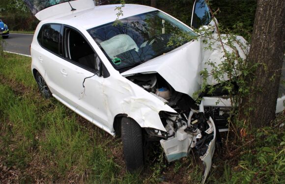 Medizinischer Notfall: Junge Schaumburgerin bei Autounfall in Minden schwer verletzt