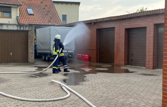 Hagenburg: Gemeldeter Industriebrand entpuppt sich als Alarmübung