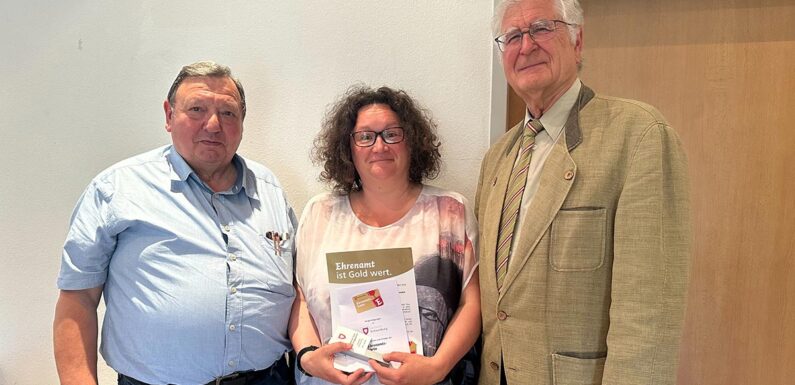 Einsatz für die Gemeinschaft: Im Rat erhalten Apelerner Bürger viel Dank und die Ehrenamtskarte