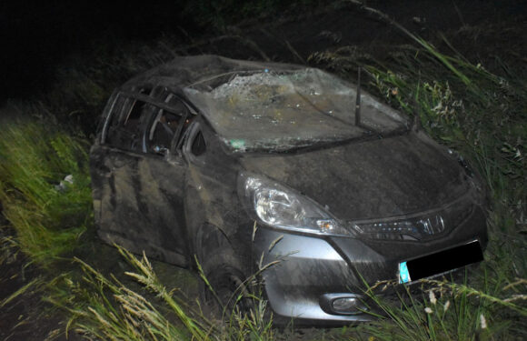 PKW überschlägt sich: Totalschaden bei Unfall zwischen Meinsen und Cammer