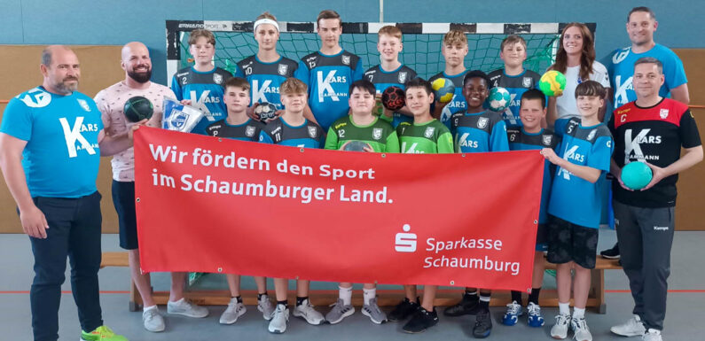 TVE Röcke und Sparkasse Schaumburg unterzeichnen Sponsoring-Vereinbarung für Jugend-Handball
