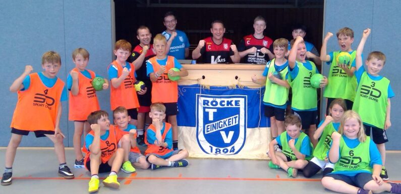 „Richtig Handball gespielt“: Ferienaktion der Stadt Bückeburg beim TVE Röcke
