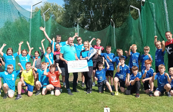 Westfalen-Weser unterstützt Trainingslager der Handball-Jugend des TVE Röcke