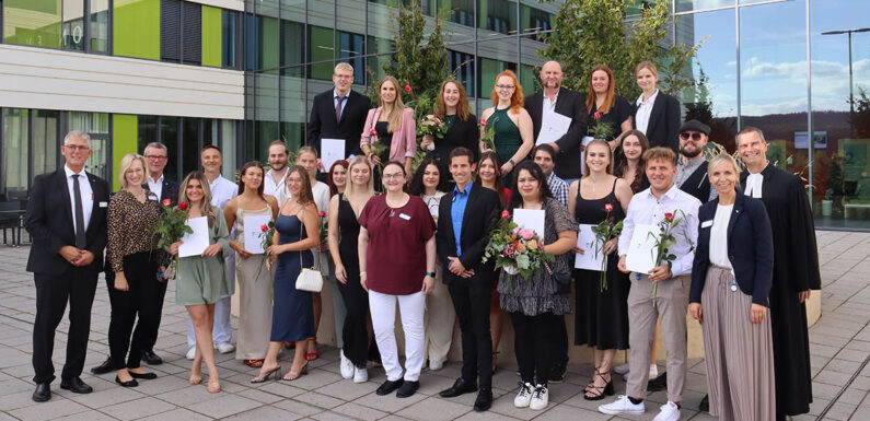 Start ins Berufsleben: Erste Absolventen der generalisierten Ausbildung zur Pflegefachkraft