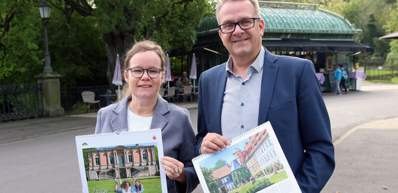 „De Schaumbörger 2024“: Kalender wird in Filialen der Sparkasse Schaumburg verteilt