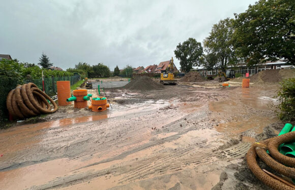 Meinsen: Mehr als 100 Container für Übergangsschule und Kita werden angeliefert