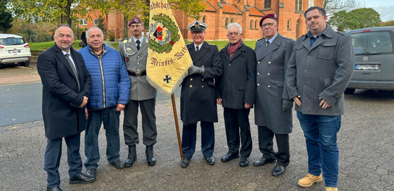 „Danke sagen“ für 40 Jahre in Diensten der Kriegsgräberfürsorge