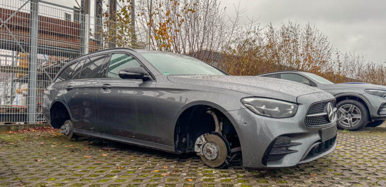 Bückeburg: Erneut Räderdiebe bei Mercedes am Werk