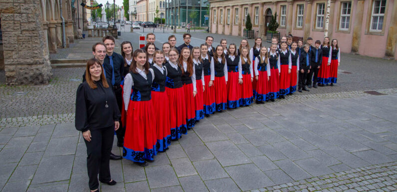 Schaumburger Jugendchor: Traditionelles Weihnachtskonzert in der Stadtkirche Bückeburg